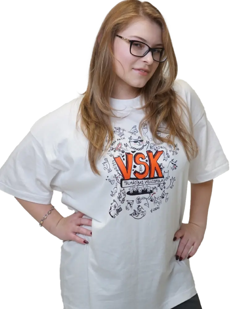 Tālmācības skolas VSK.LV skolniece